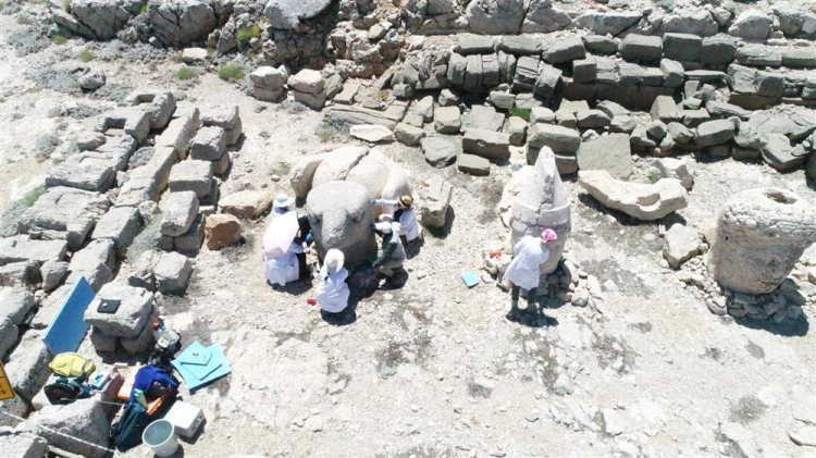 Nemrut Dağı’ndaki Dev Heykeller Güçleniyor