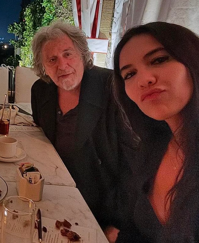 Pacino'nun İlişkileri ve Çocuk Haberi