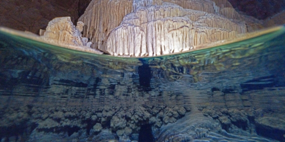 Kirpiyi takip eden çoban keşfetmişti: Gilindire Mağarası’ndaki gölde yer alan zenginlikler su altı kamerasında