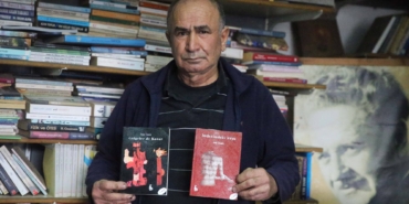 otomobil-ustasi-isa-inan-datcadaki-dukkanini-kutuphaneye-cevirdi-musteriler-araclarinin-tamir-edilmesini-beklerken-kitap-8V5tZ5Hm.jpg