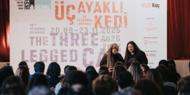 18-istanbul-bienali-erken-final-yapti-kurator-gorevden-ayrildi-program-ilk-ayagiyla-tamamlandi-Zk6Q9J7v.jpg