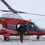 erzurumda-ambulans-helikopter-kar-nedeniyle-yolda-kalan-hasta-icin-havalandi-vzxCedGn.jpg