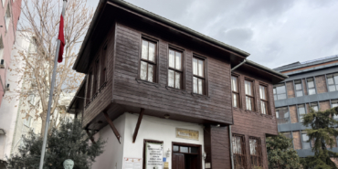 namik-kemalin-evi-yerli-ve-yabanci-ziyaretcilerin-ilgi-odagi-oldu-dld5n8Mj.jpg