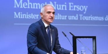 12-bin-yillik-yasam-gobeklitepe-sergisi-bakan-ersoyun-katilmiyla-berlinde-acildi-VZ8tHPbD.jpg