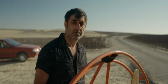 Altın Palmiyeli Rezan Yeşilbaş’ın ilk uzun metrajı ‘Uçan Köfteci’ 6 Mart’ta vizyona giriyor