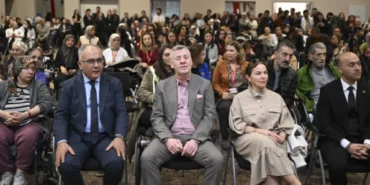 metin-senturk-ankarada-fizik-tedavi-hastalariyla-bir-araya-geldi-NW4GR12S.webp