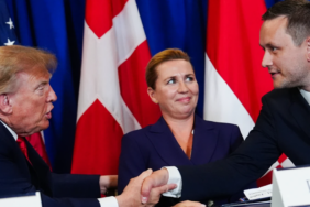 ABD Başkanı Trump Grönland Askeri Varlığını Genişleten Yeni Anlaşmayı İmzaladı